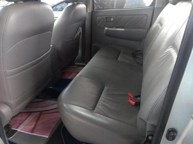 Toyota hilux cd srv 3.0 4x4 automática 2010 prata - Foto 8