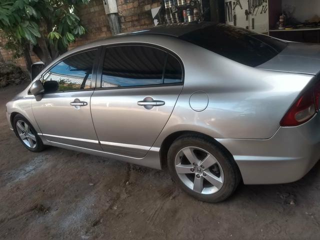 Honda CiIvic Ano 2008 com parcelas - Foto 2