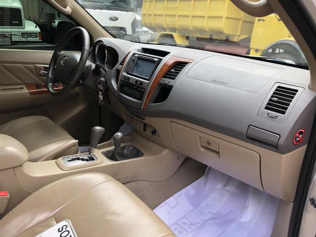 Toyota Hilux SW4 7 lugares 2010 - Foto 13