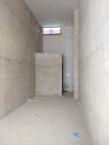 Alugo loja no Candeias Medical Center na av. Jorge Teixeira - Foto 2