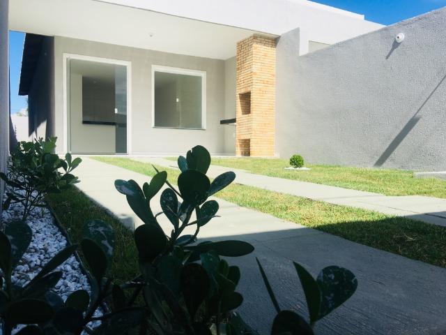 Linda casa com documentação grátis 2 quartos e 2 suites,entrada em 12x , * - Foto 2