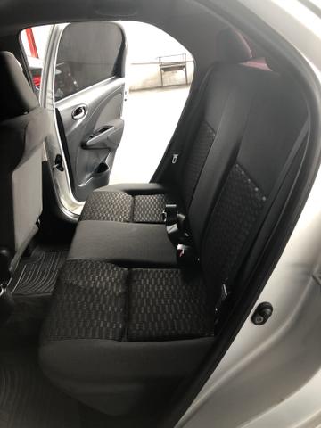 Etios X Sedan 1.5 2015/2016 - Foto 13