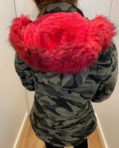 Jaqueta Feminina Camuflada, com capuz removível - Foto 6