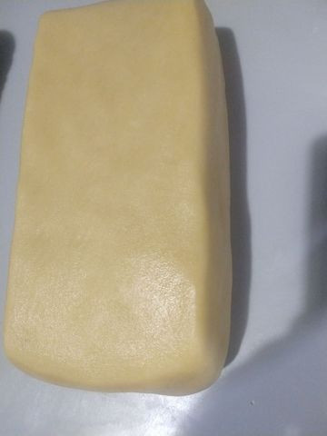 Lapa Massa pronta para fazer empadas doces e salgadas,