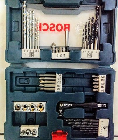 Furadeira de impacto 1/2" 500 watts velocidade reversível 110V Kit 41 peças - Foto 4