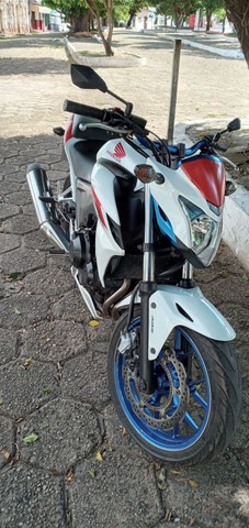 MOTO HONDA CB 500F