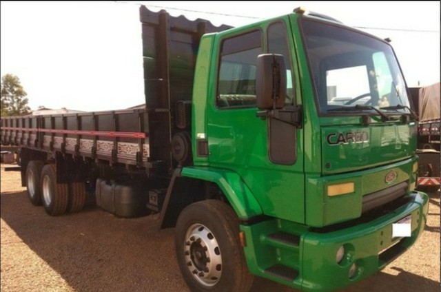 CAMINHÃO FORD CARGO 2422