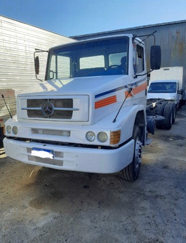 MB 1620 2001