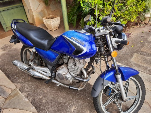 SUZUKI EN 2005 YES