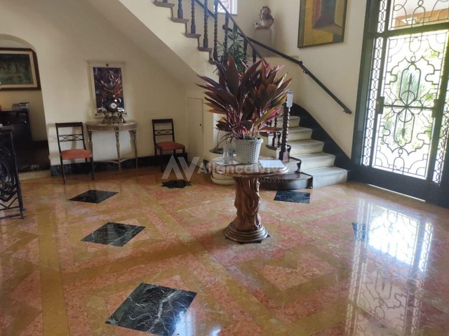 Laranjeiras | Casa 3 quartos, sendo 3 suites - Foto 2