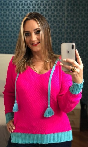 Blusa tricot pink com capuz Nova - Foto 2