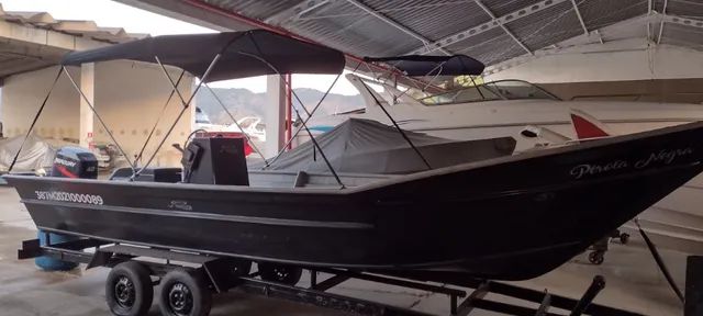 Vendo barco de pesca - Bateira 23 pés