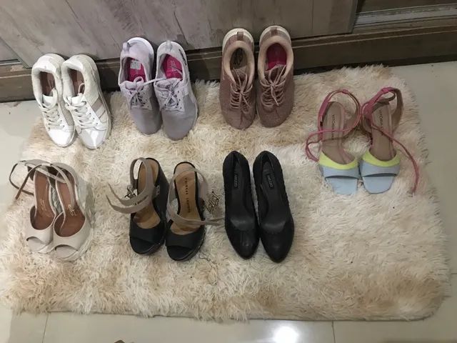 Sapatos e sandálias 