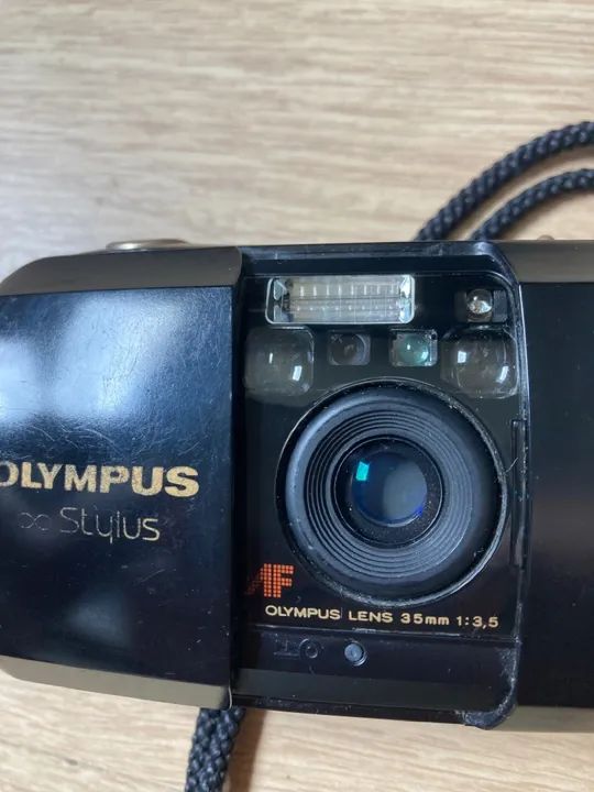 Câmera Olympus Stylus 35mm