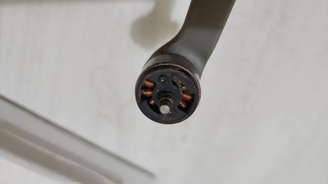 braço dianteiro esquerdo com motor mavic air 2
