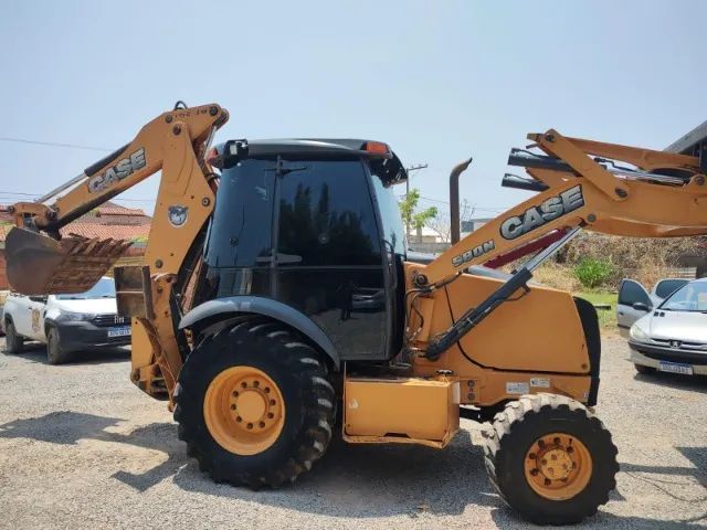 Retroescavadeira Case 580n Ano 2015 - Foto 4