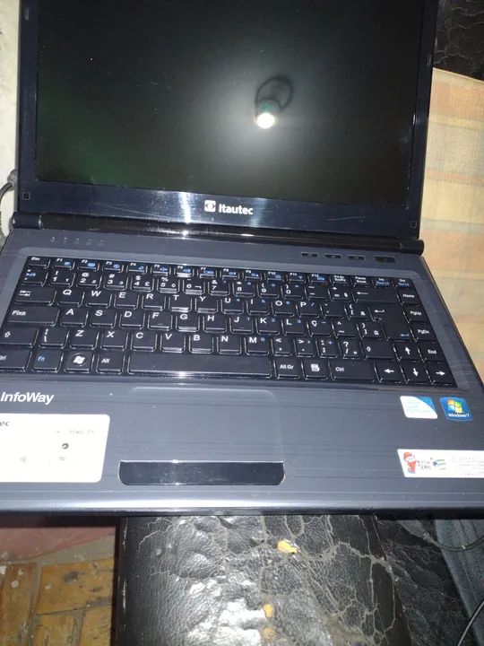 Notebook itautec  - Foto 2