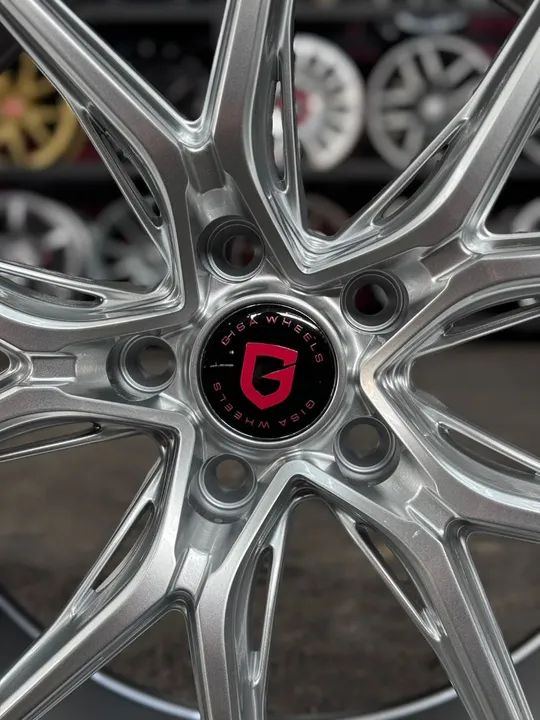 rodas Gisa Firenze Light aro 19 tala 8.5 furação 5x114 - Foto 3