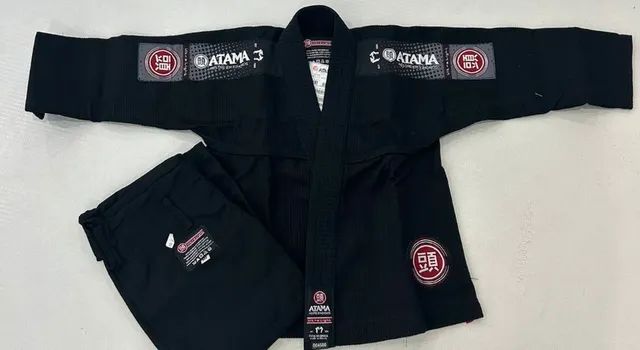 Kimono Jiu-jitsu infantil M0 Ultra Light Atama Preto