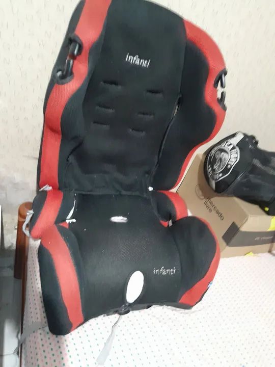 Cadeira de Carro Infantil .