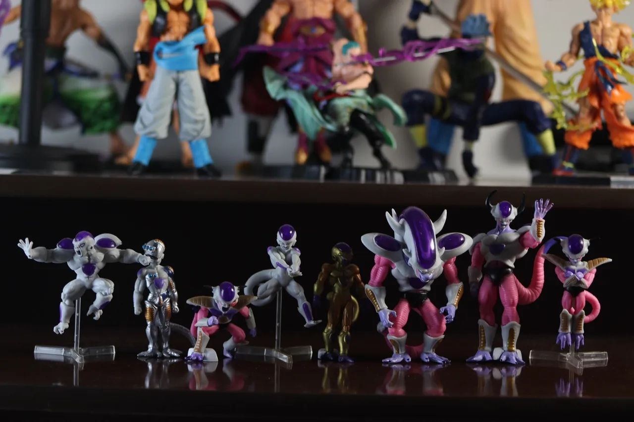 Coleção De action Figures do Freeza  - Foto 5