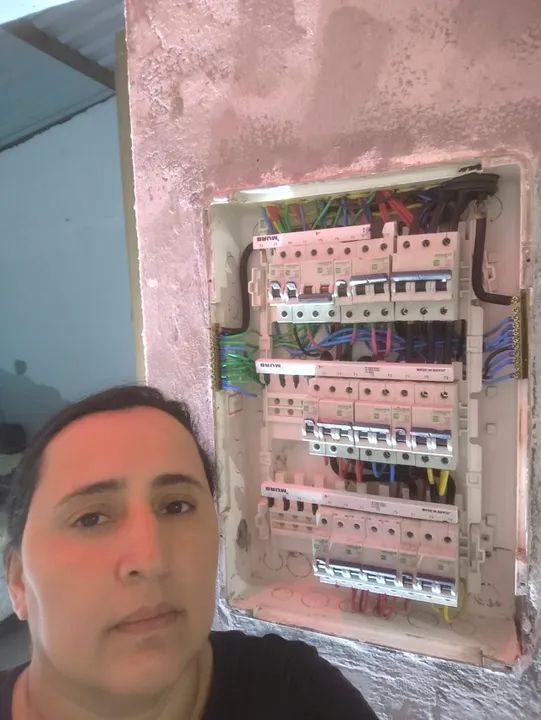 Eletricista Mulher  - Foto 4