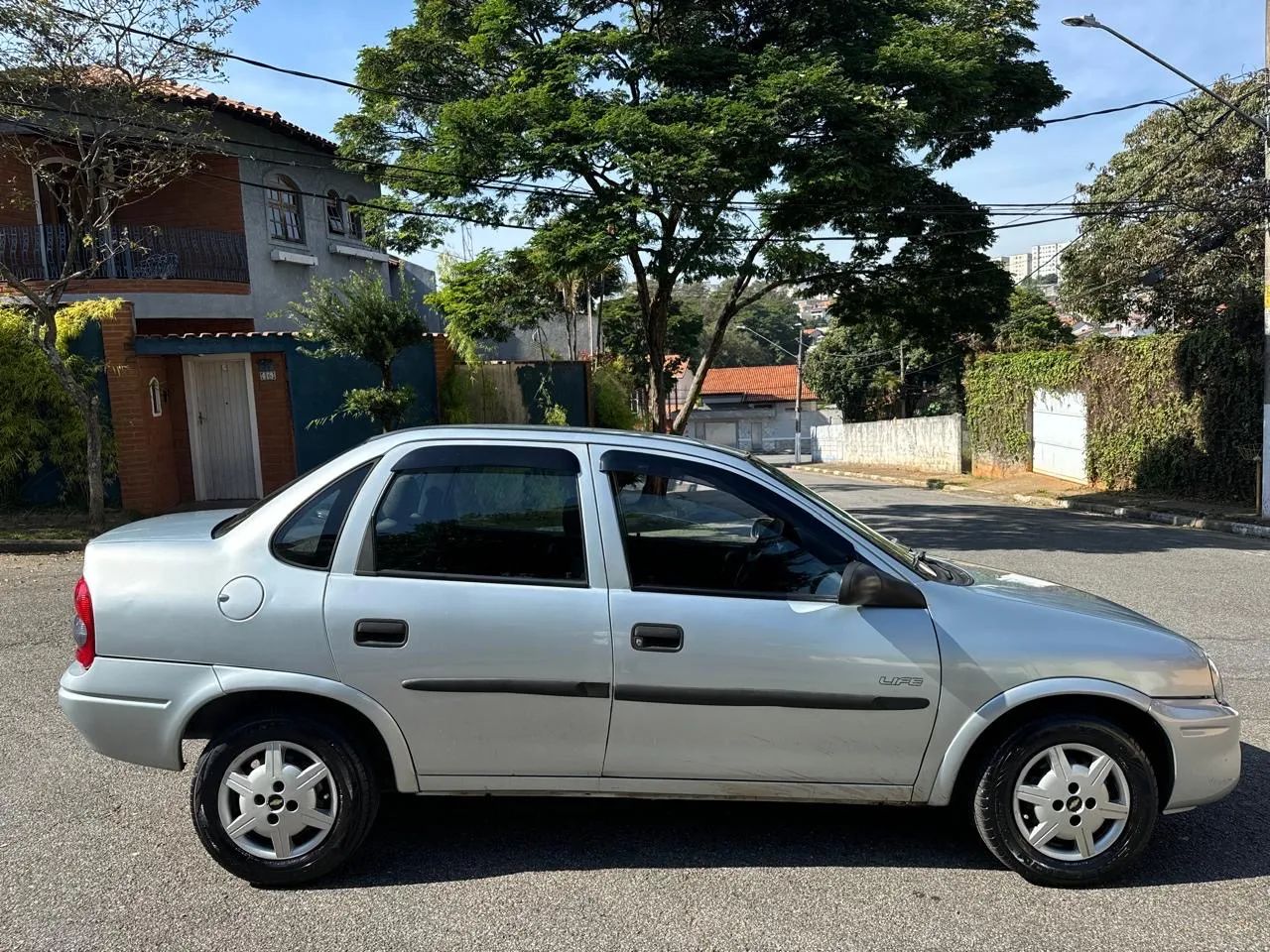 Chevrolet Classic 2007 Vidros e Travas elétricas - Foto 3