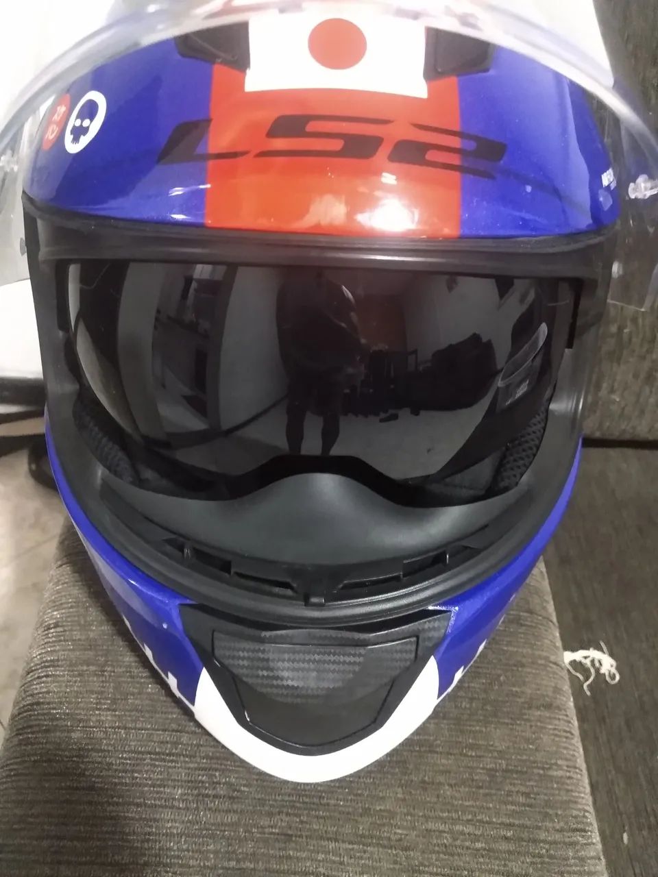 Capacete LS2 com óculos  - Foto 2