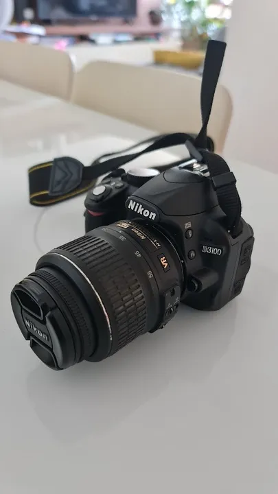 Câmera DSLR Nikon D3100 + Lente 18-55mm