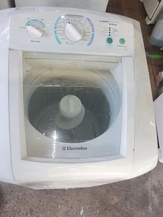 Máquina de Lavar Roupa Electrolux 9.0 kg - Semi Nova - Foto 4