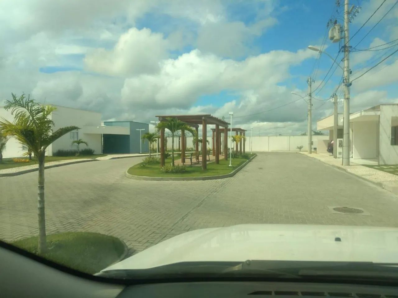 Vendo casa em condominio 3/4  bairro sim