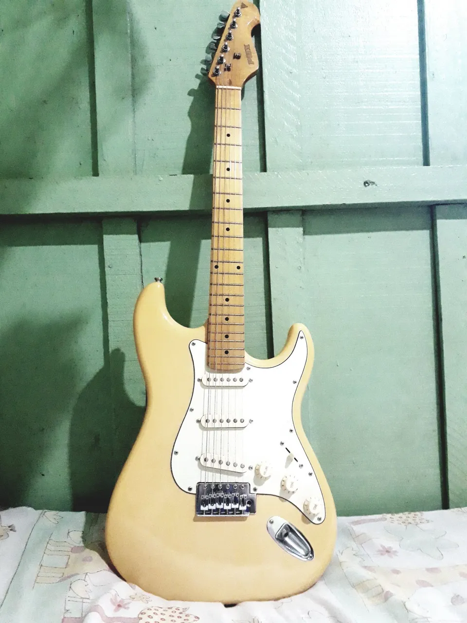 Guitarra Elétrica PHX