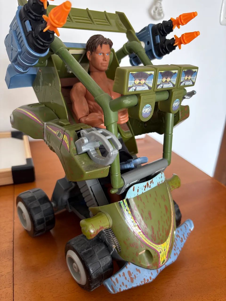 Max steel selva com carro!  - Foto 2