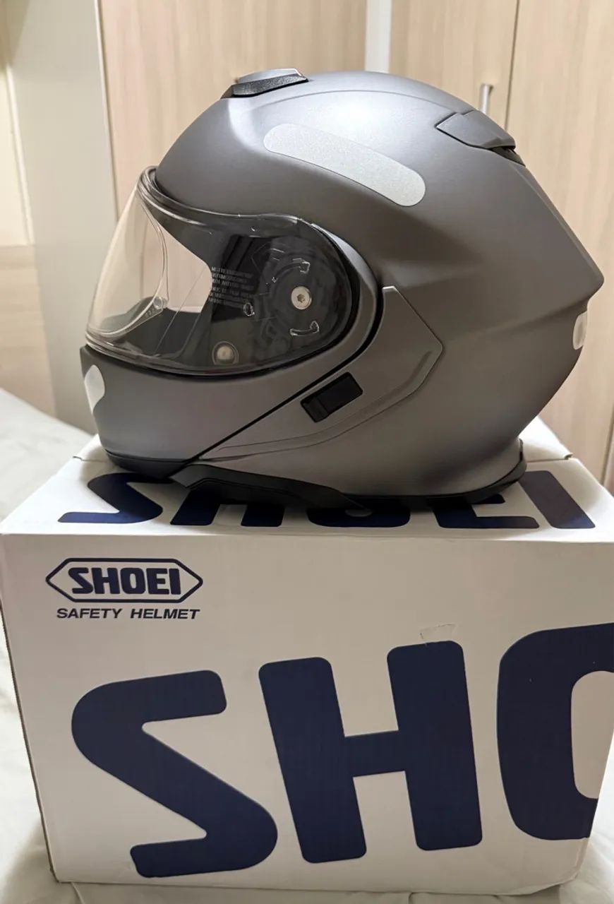 Capacete shoei neotec 3 cinza tam 58 - Foto 5