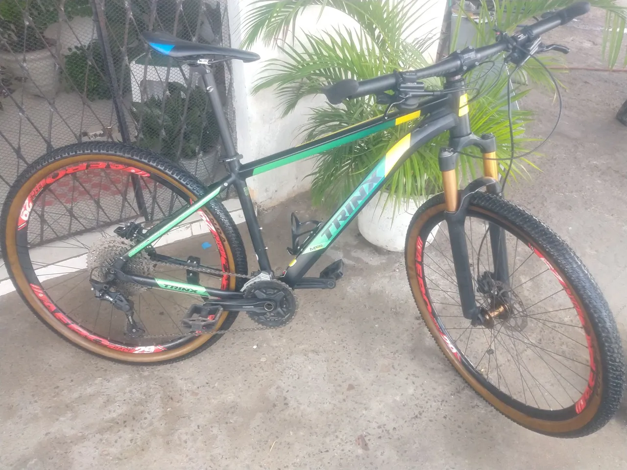 Bicicleta Trinx Mountain Bike Aro 29
