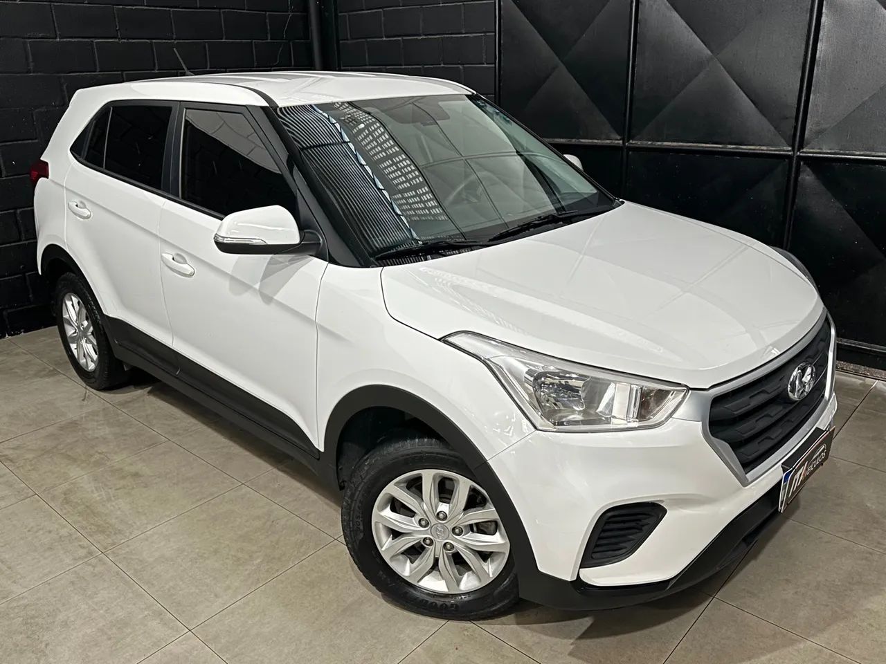 Creta 1.6 Attitude Aut 2019+Midia+Couro Baixo Km