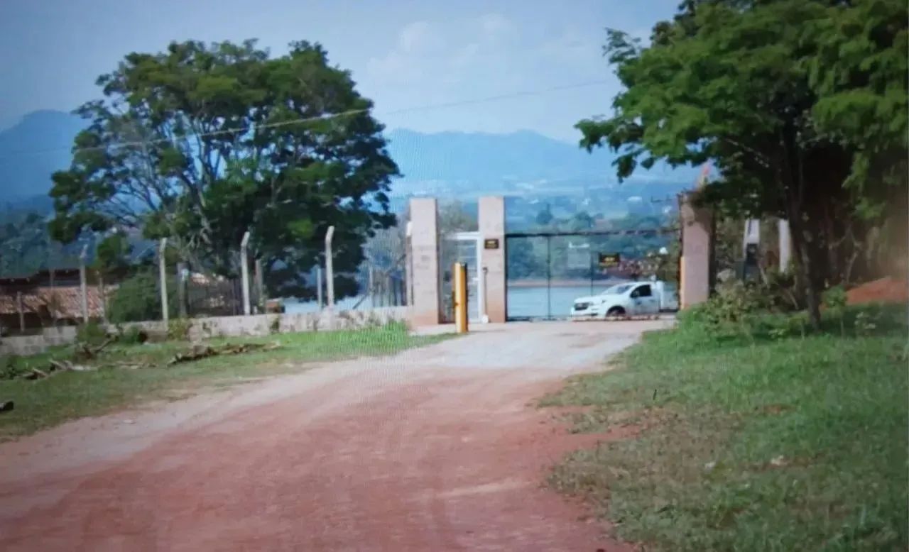 Terrenos  de  1.000 m²  em Condomínio  na Represa  de Piracaia - Parcelados - Foto 8