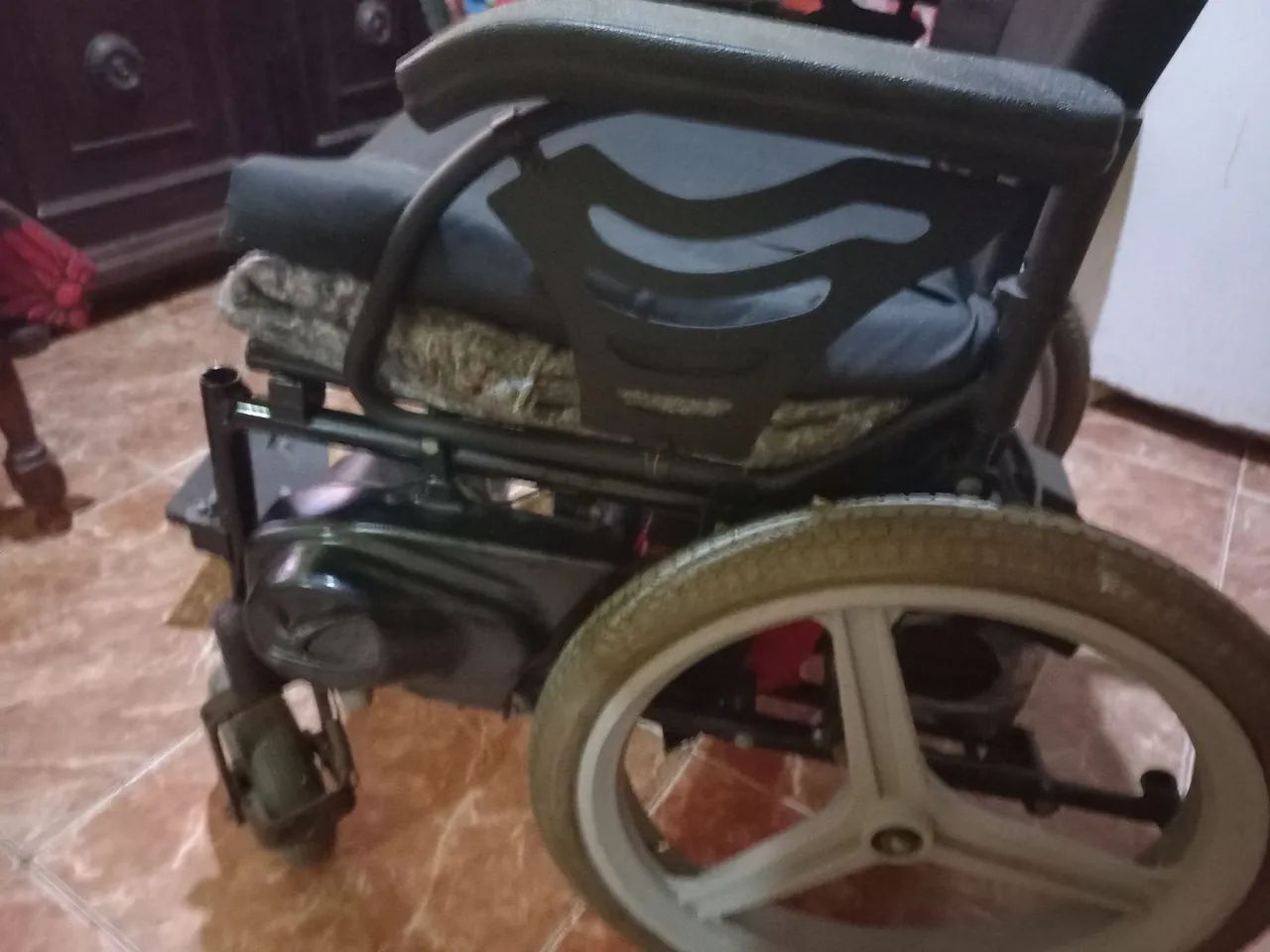 Cadeira motorizada freedom 10 X 300 sem juros 