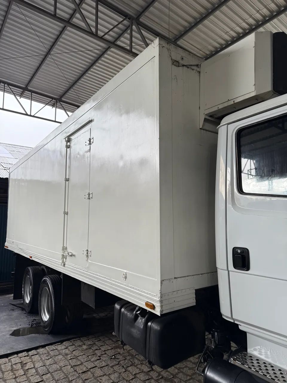 Baú Frigorífico Truck