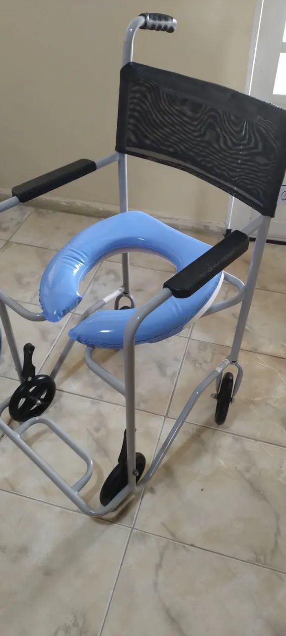 cadeira de rodas, andador, cadeira banho  - Foto 3