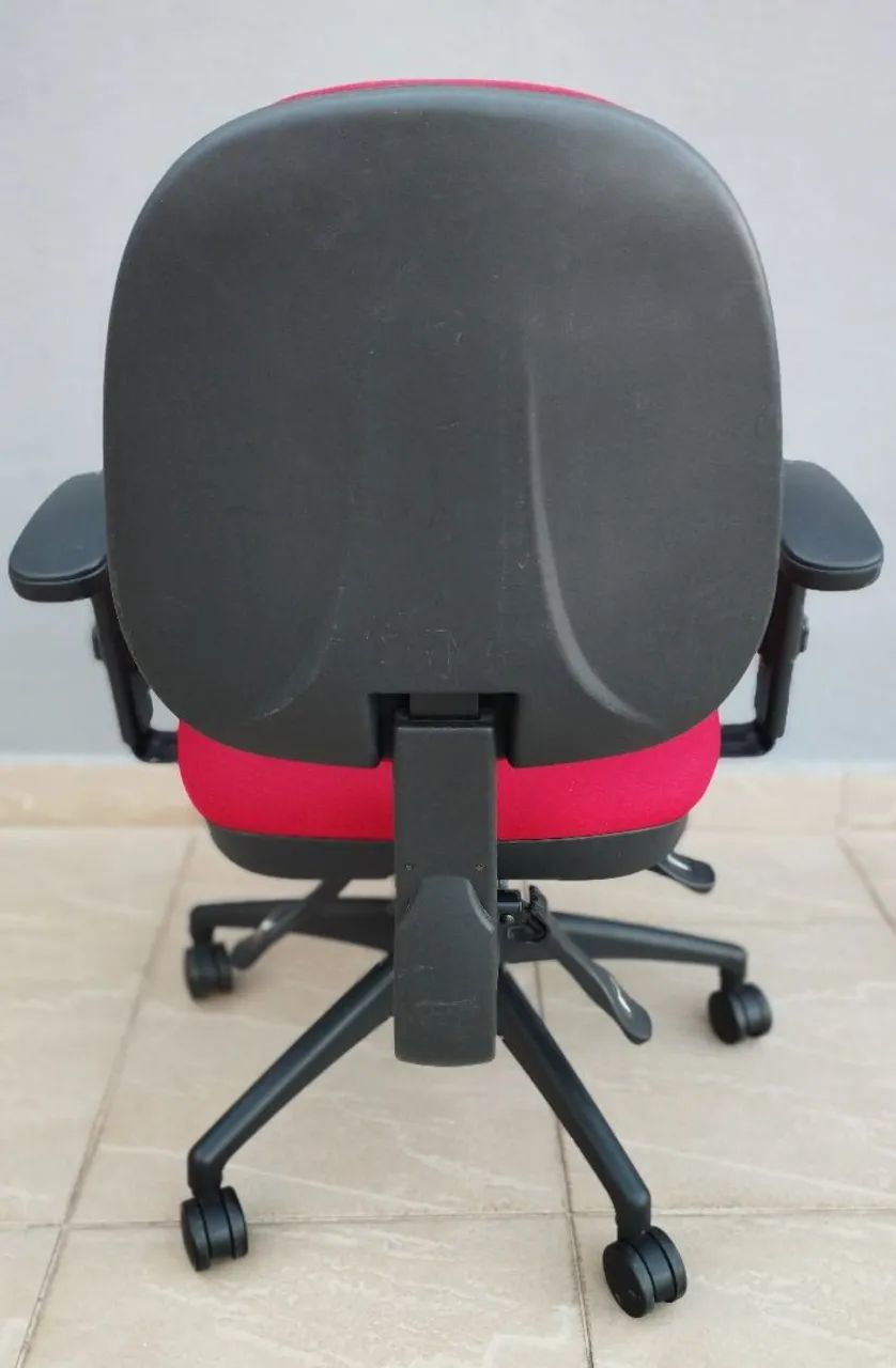Cadeira de escritório giratória ergonômica nr17 - Foto 4