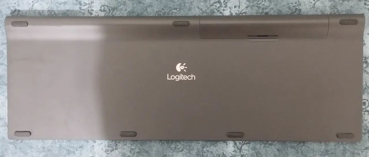 Teclado multifuncional sem fio Logitech TK820 com touchpad - Foto 3