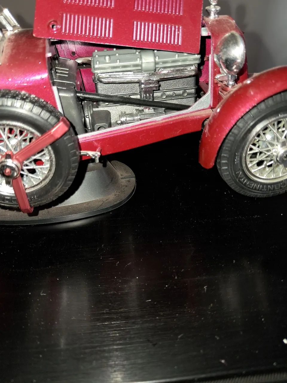 Alfa Romeo 8C 2300 - Escala 1/18 Burago - Foto 5