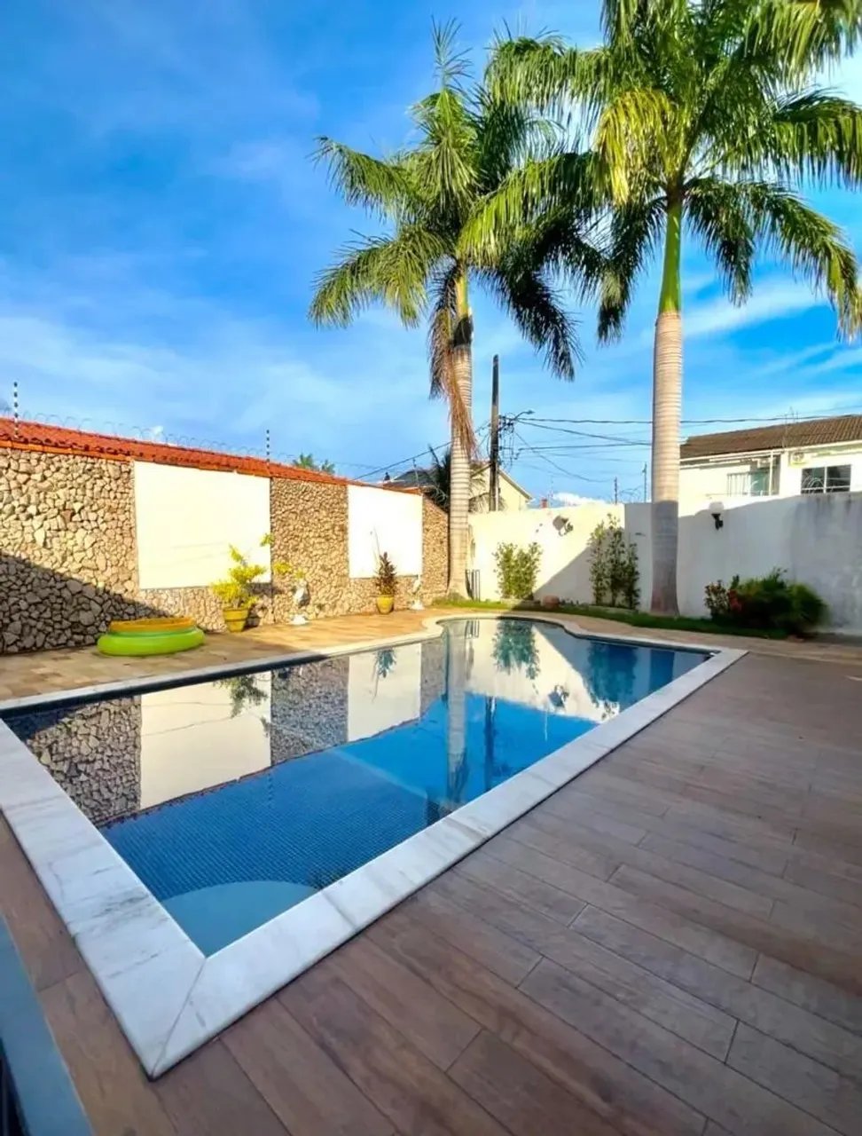 Casa com 4 quartos sendo 2 suítes à venda, 498 m² por R$ 1.100.000 - Jardim Tropical - Rio