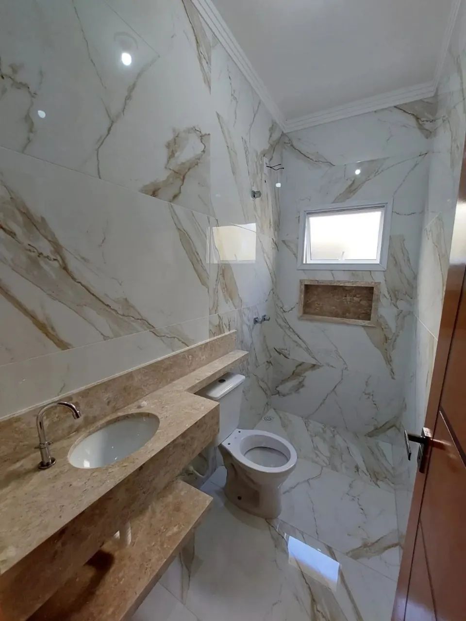 Linda Casa em Condomínio Horto Florestal - Foto 2