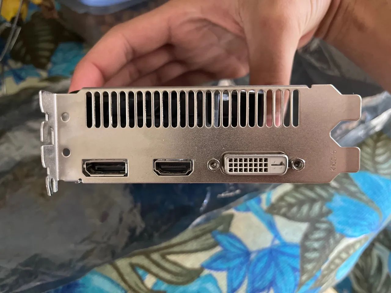 Placa de Vídeo RX 460 4GB DDR5 - Ótimo Estado - Foto 2