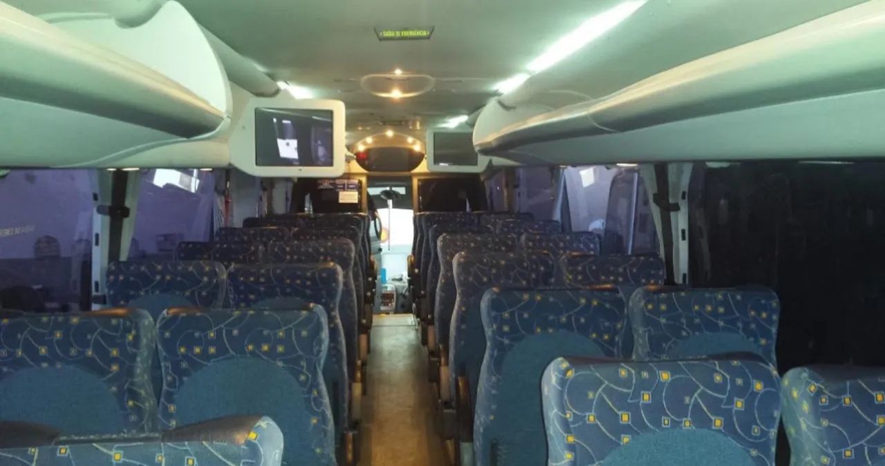 ? OPORTUNIDADE! 2 ÔNIBUS IRIZAR PB - MERCEDES-BENZ O500RSD 2010 À VENDA ? - Foto 4