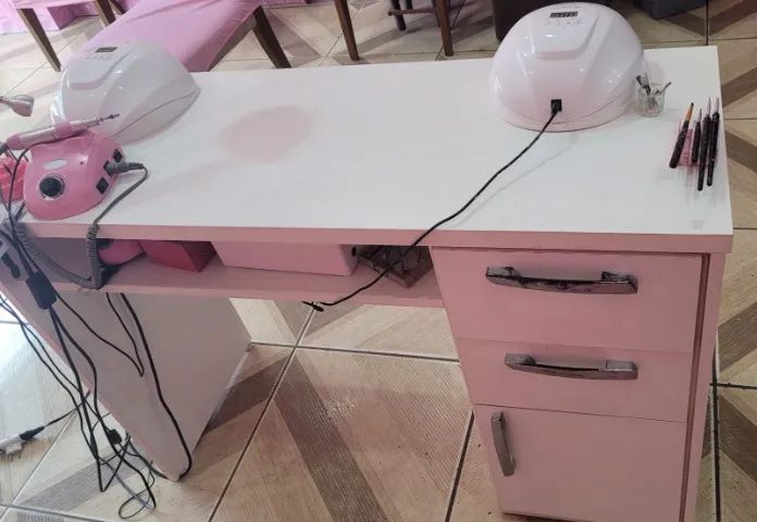 Mesa para salão de beleza