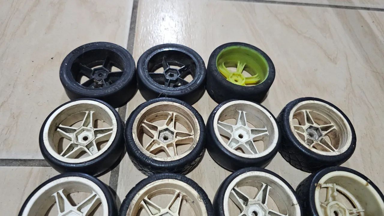 Jogo de Rodas Rc 1/10 sextavado 12mm no estado  - Foto 3