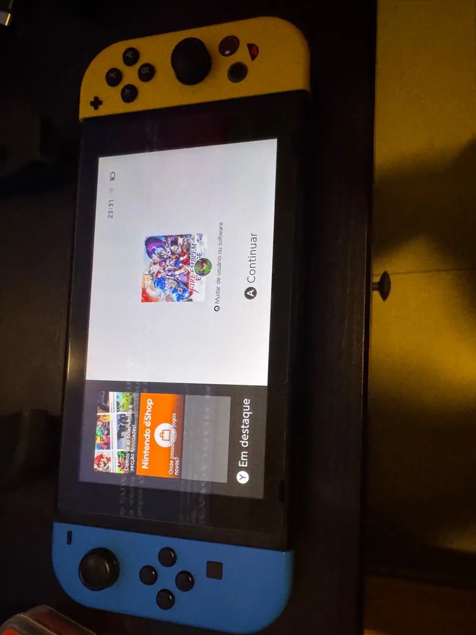 Nintendo Switch V1 Desbloqueado + Cartão 256GB + Joy-Cons Fortnite